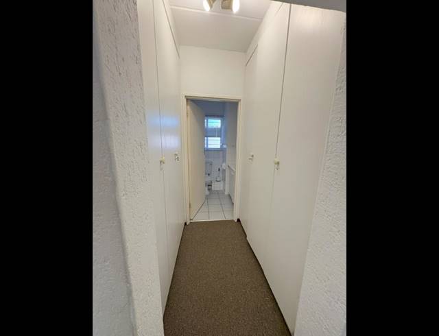 1 BEDROOM APARTMENT FOR SALE IN GLENHAZEL